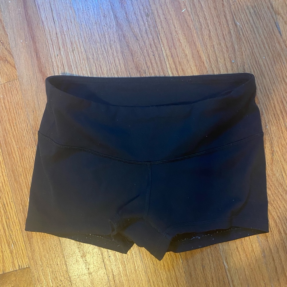 Lulu booty shorts size 0/2